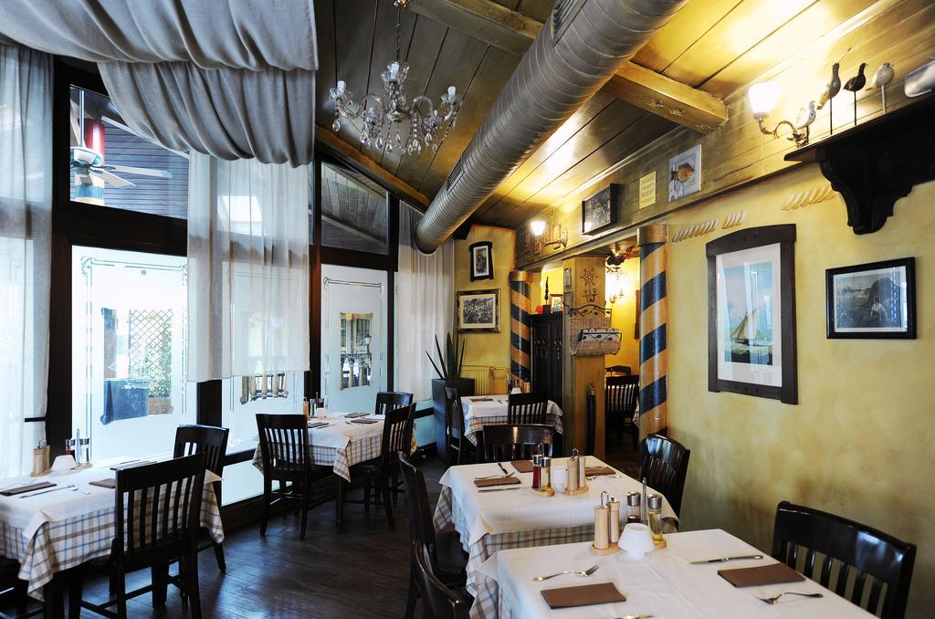 Garni Hotel Azur Ljubljana Bagian luar foto