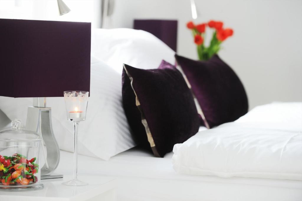 Garni Hotel Azur Ljubljana Ruang foto