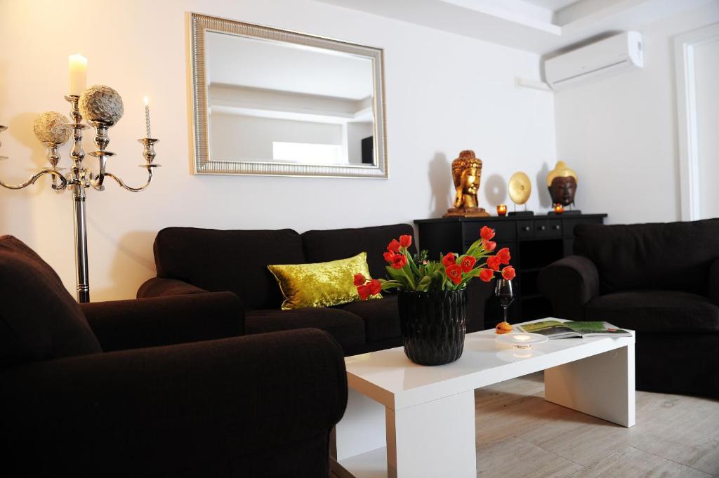 Garni Hotel Azur Ljubljana Bagian luar foto